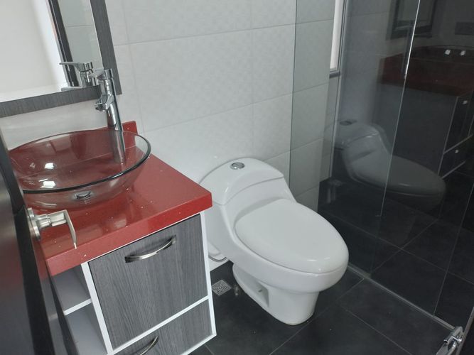 Apartamento de 3 alcobas en arriendo en Laureles, Medellín, 184 m² · foto 17 de 20