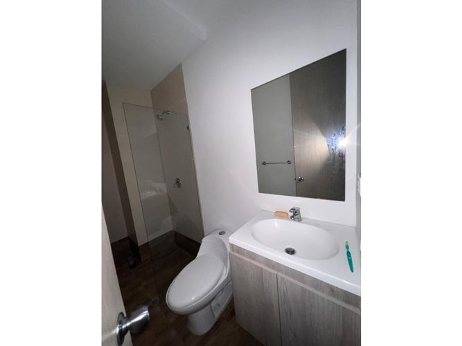 Apartamento de 1 alcoba en venta en El Ingenio, Cali, 62 m² · foto 14 de 18