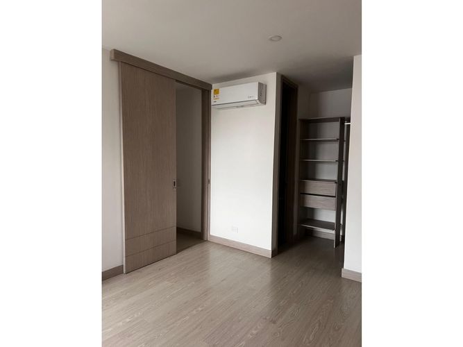 Apartamento de 1 alcoba en venta en El Ingenio, Cali, 62 m² · foto 17 de 18