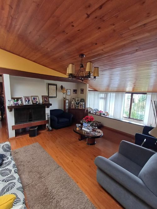 Casa de 3 alcobas en venta en Tuna Alta, Bogotá, 230 m² · foto 9 de 21