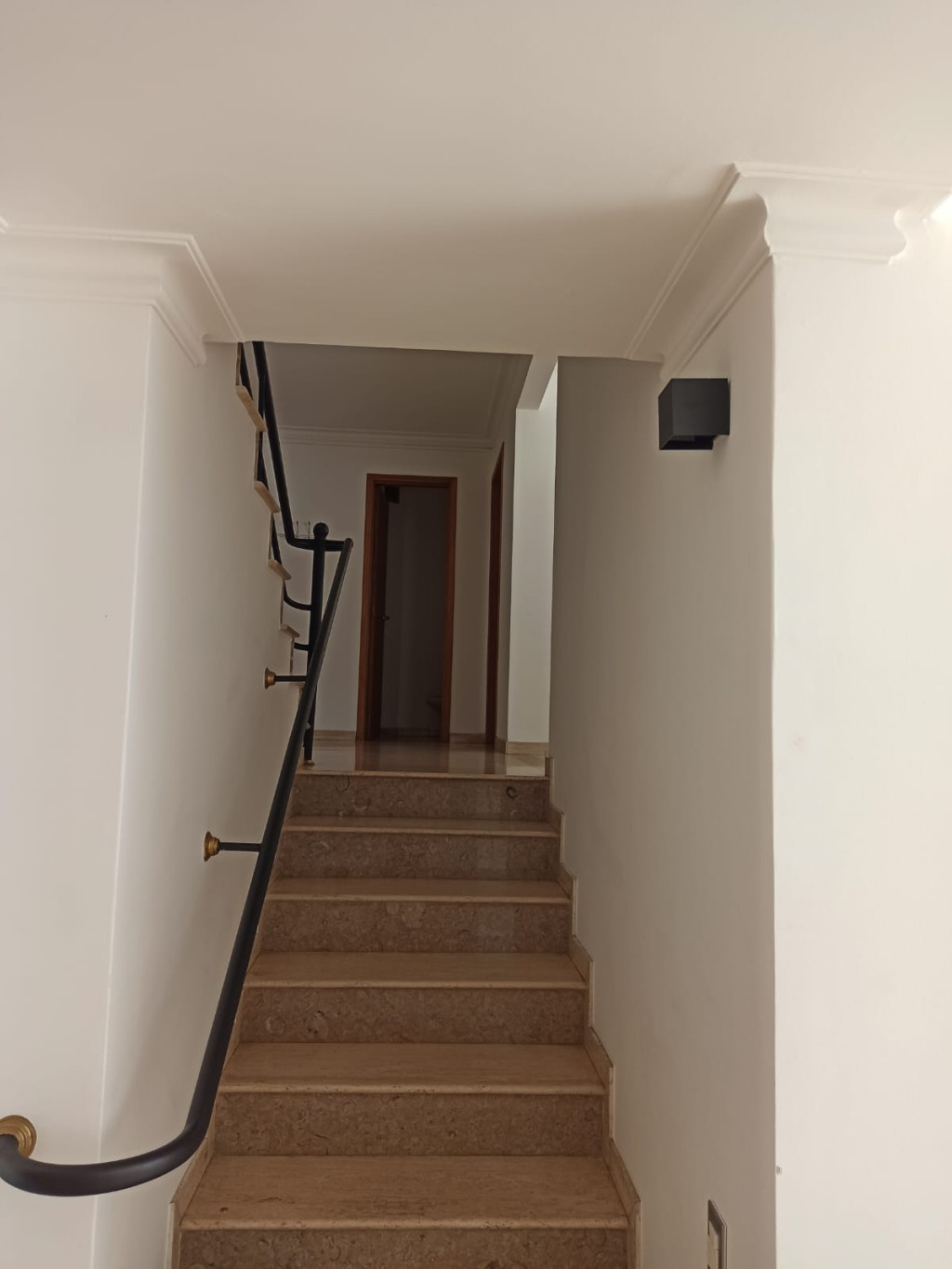 Casa en venta en Altos del poblado, Medellín [No disponible] 4