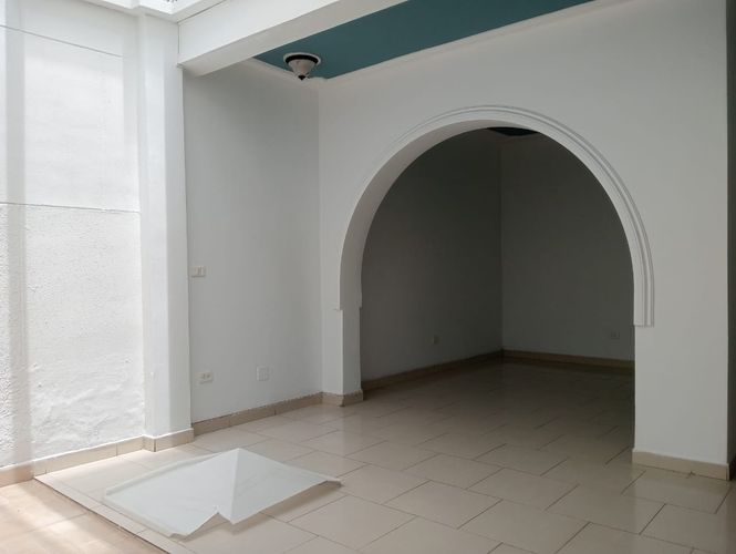 Oficina en arriendo en Laureles, Medellín, 350 m² · foto 4 de 19
