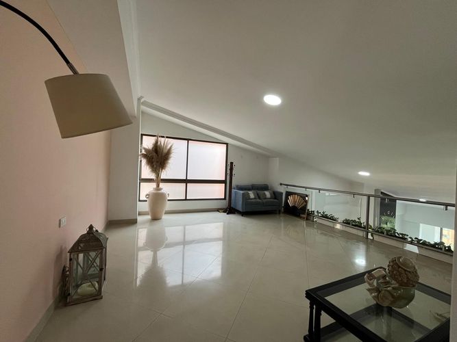 Apartamento de 4 alcobas en venta en El Poblado, Medellín, 265 m² · foto 2 de 20