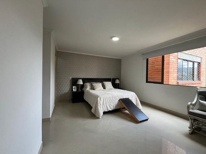 Apartamento de 4 alcobas en venta en El Poblado, Medellín, 265 m² · foto 12 de 20