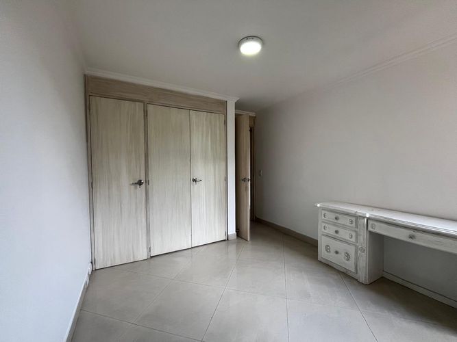 Apartamento de 4 alcobas en venta en El Poblado, Medellín, 265 m² · foto 17 de 20