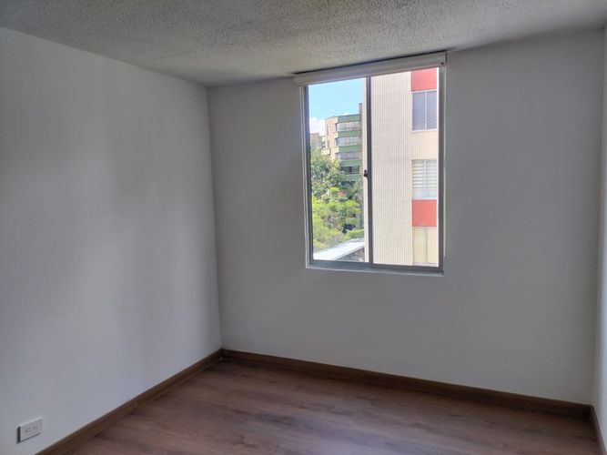 Apartamento de 3 alcobas en arriendo en El Poblado, Medellín, 73 m² · foto 10 de 17