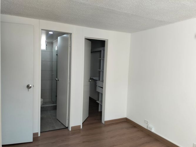 Apartamento de 3 alcobas en arriendo en El Poblado, Medellín, 73 m² · foto 15 de 17