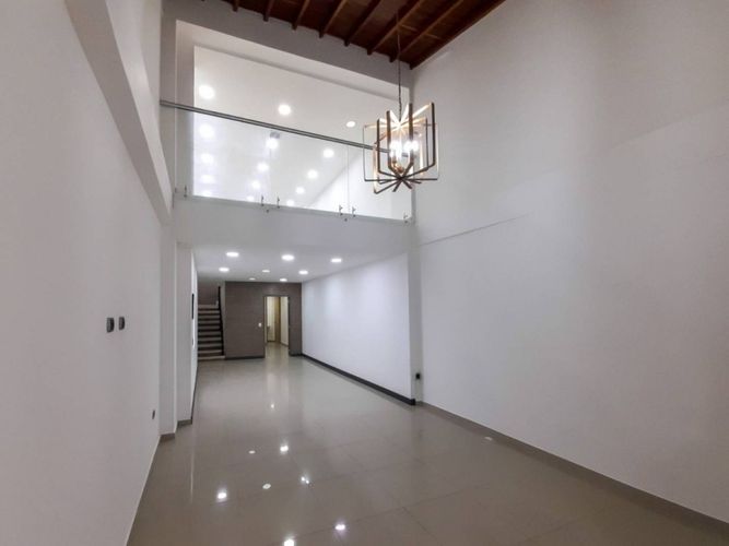 Local en venta en Zona Centro, Envigado, 149 m² · foto 2 de 14