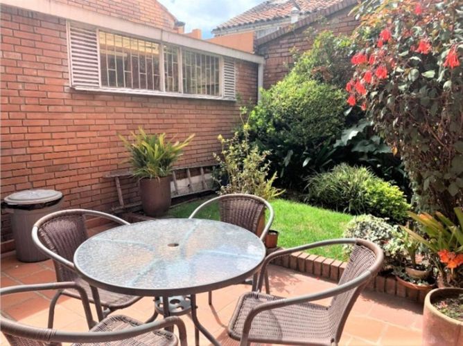 Casa de 4 alcobas en venta en Alhambra, Bogotá, 256 m² · foto 6 de 16