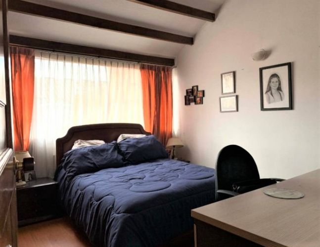 Casa de 4 alcobas en venta en Alhambra, Bogotá, 256 m² · foto 12 de 16