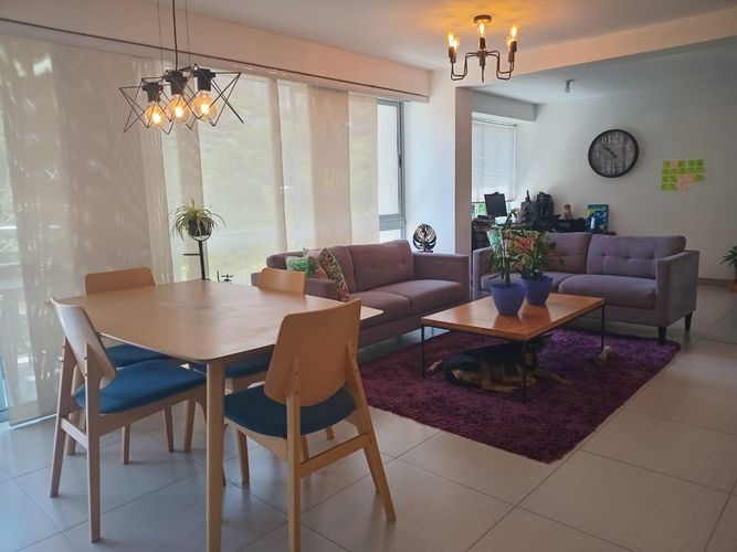 Apartamento de 2 alcobas en arriendo en El Poblado, Medellín, 94 m² · foto 3 de 18