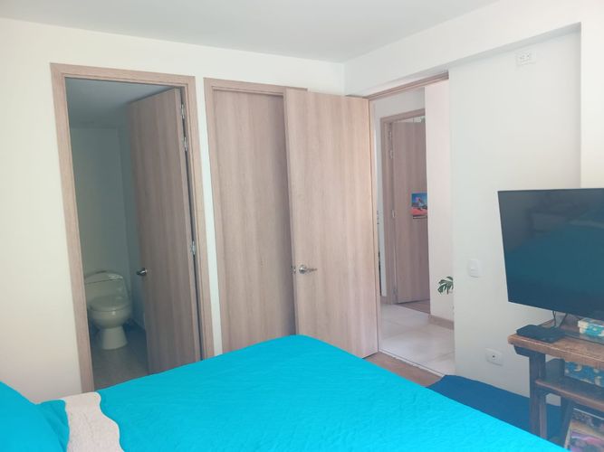 Apartamento de 2 alcobas en arriendo en El Poblado, Medellín, 94 m² · foto 11 de 18