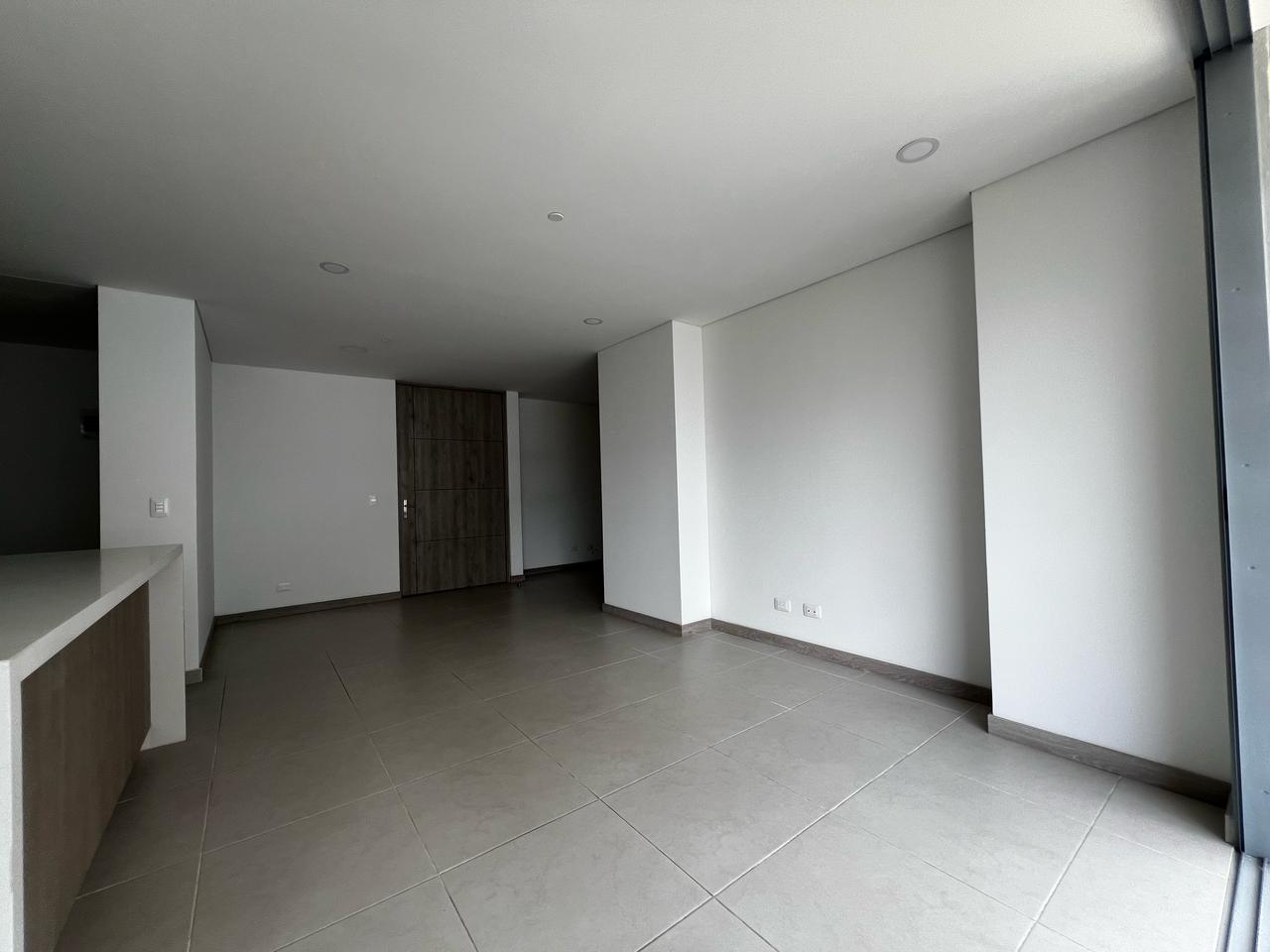 Apartamento en arriendo en Cumbres, Envigado · foto 5 de 18
