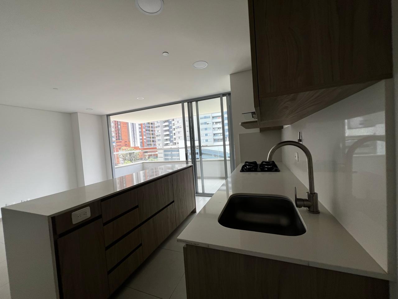 Apartamento en arriendo en Cumbres, Envigado · foto 7 de 18