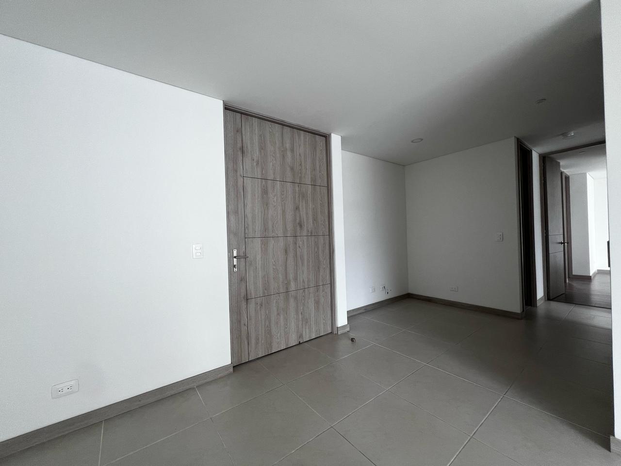 Apartamento en arriendo en Cumbres, Envigado · foto 10 de 18