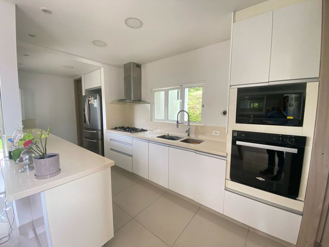 Casa de 5 alcobas en venta en Peon, Jamundí, 300 m² · foto 12 de 24