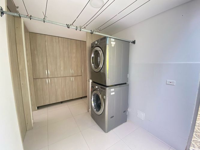 Casa de 5 alcobas en venta en Peon, Jamundí, 300 m² · foto 13 de 24