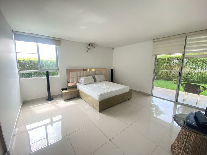 Casa de 5 alcobas en venta en Peon, Jamundí, 300 m² · foto 19 de 24