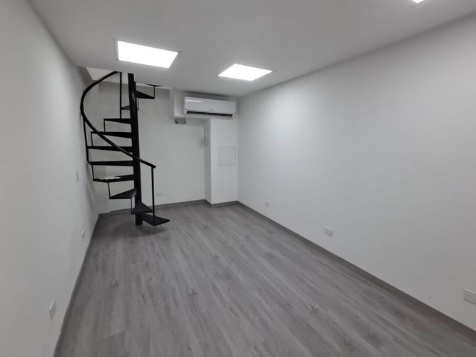 Local en arriendo en El Poblado, Medellín, 36 m² · foto 4 de 5