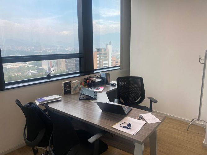 Oficina en venta en El Poblado, Medellín, 65 m² · foto 13 de 16