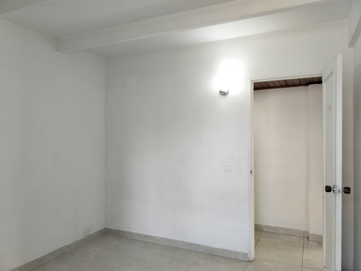 Apartamento en venta en El Poblado, Medellín · foto 8 de 17
