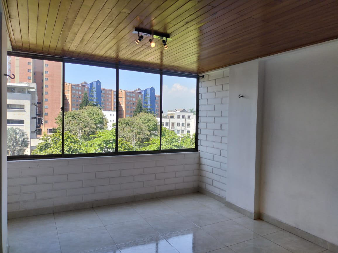 Apartamento en venta en El Poblado, Medellín · foto 9 de 17