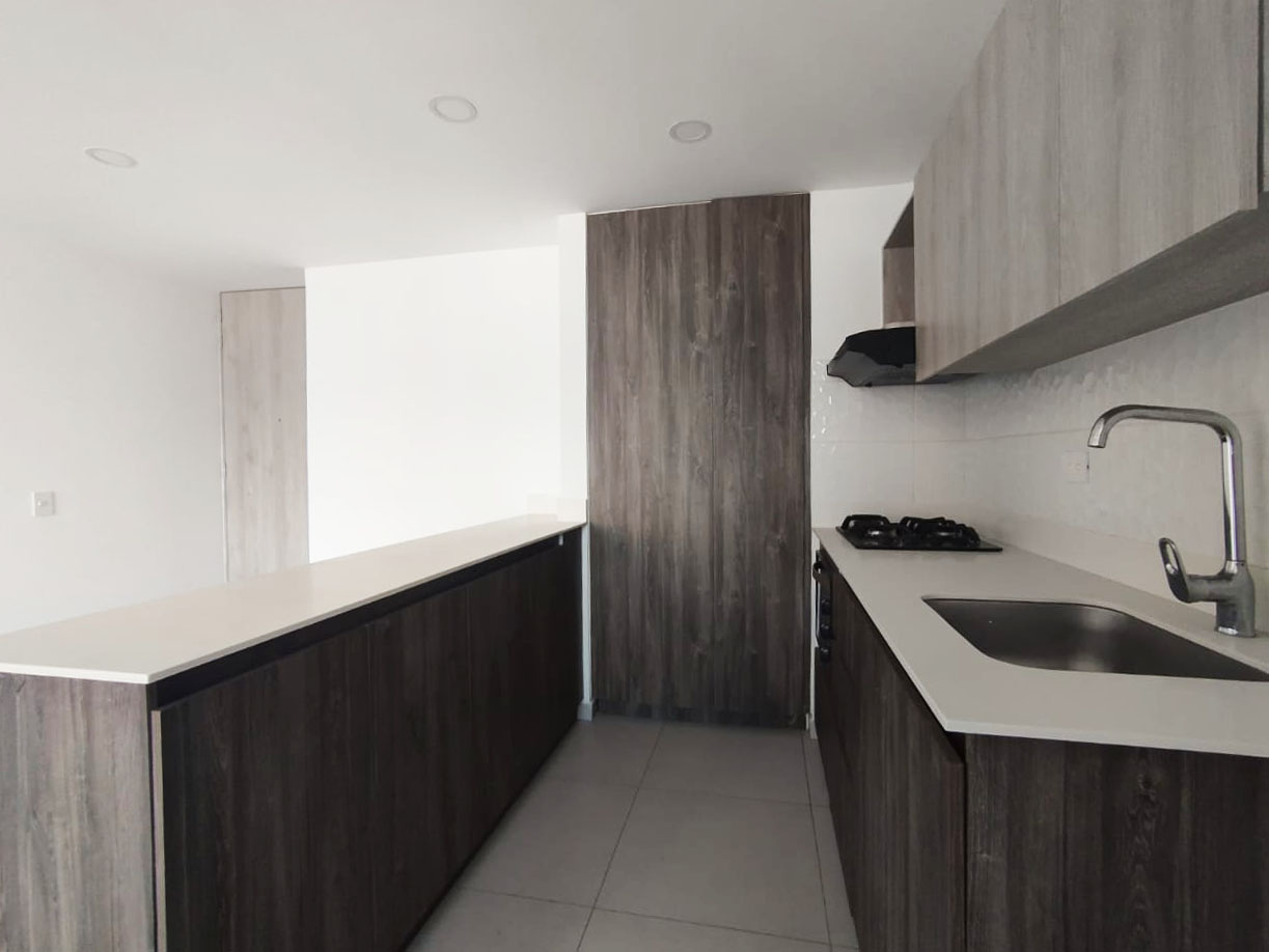 Apartamento en venta en El Poblado, Medellín · foto 5 de 16
