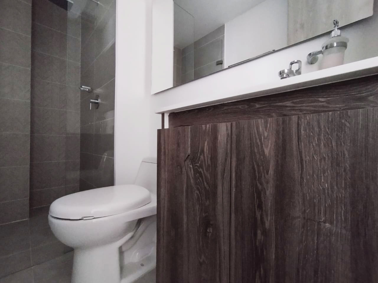 Apartamento en venta en El Poblado, Medellín · foto 14 de 16