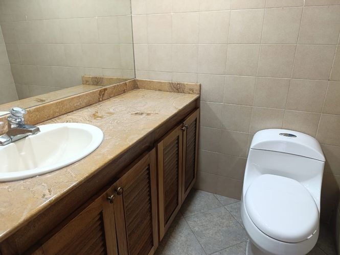 Apartamento de 3 alcobas en arriendo en Los Balsos, Medellín, 153 m² · foto 19 de 20
