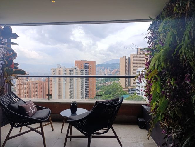 Apartamento de 2 alcobas en arriendo en El Poblado, Medellín, 92 m² · foto 19 de 20