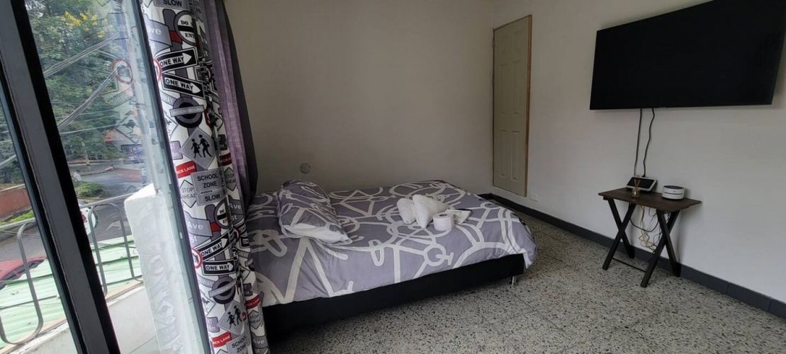 Apartaestudio en venta en La Castellana, Medellín, 33 m² · foto 10 de 13