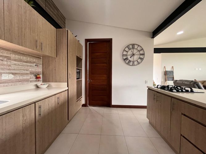 Casa de 2 alcobas en venta en Pantanillo, El Retiro, 199 m² · foto 16 de 20