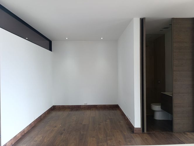 Apartamento de 2 alcobas en arriendo en El Poblado, Medellín, 112 m² · foto 7 de 18