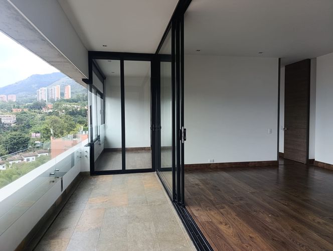 Apartamento de 2 alcobas en arriendo en El Poblado, Medellín, 112 m² · foto 18 de 18