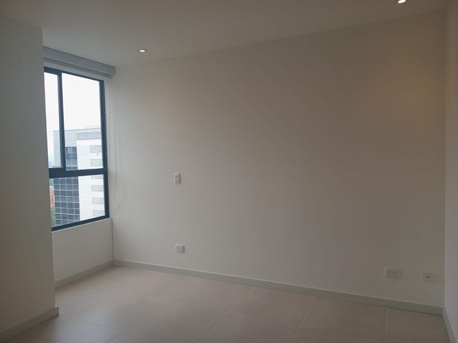 Apartamento de 2 alcobas en arriendo en El Poblado, Medellín, 74 m² · foto 11 de 16