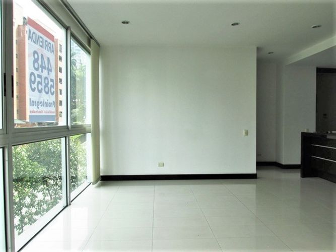 Apartamento de 2 alcobas en arriendo en El Poblado, Medellín, 71 m² · foto 2 de 12