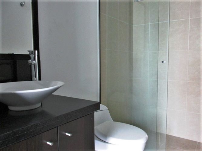 Apartamento de 2 alcobas en arriendo en El Poblado, Medellín, 71 m² · foto 11 de 12