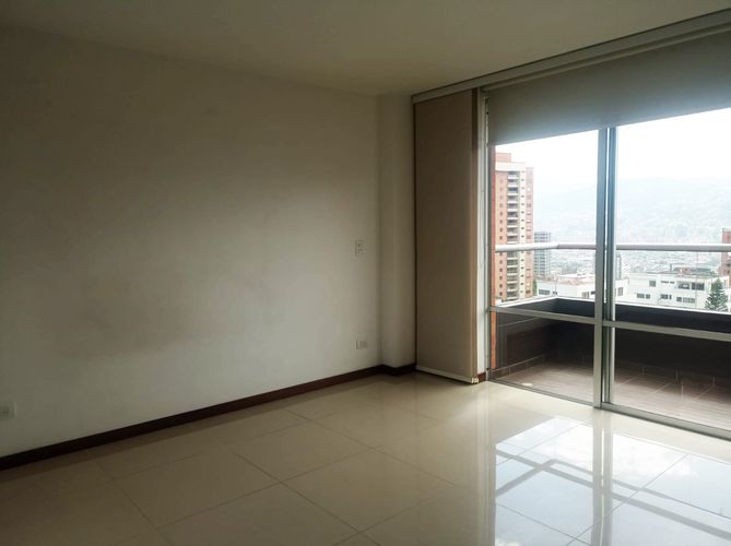 Apartamento de 3 alcobas en venta en El Poblado, Medellín, 116 m² · foto 1 de 20