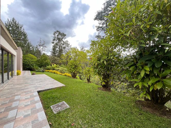 Casa de 3 alcobas en venta en Santa Elena, El Retiro, 418 m² · foto 19 de 20