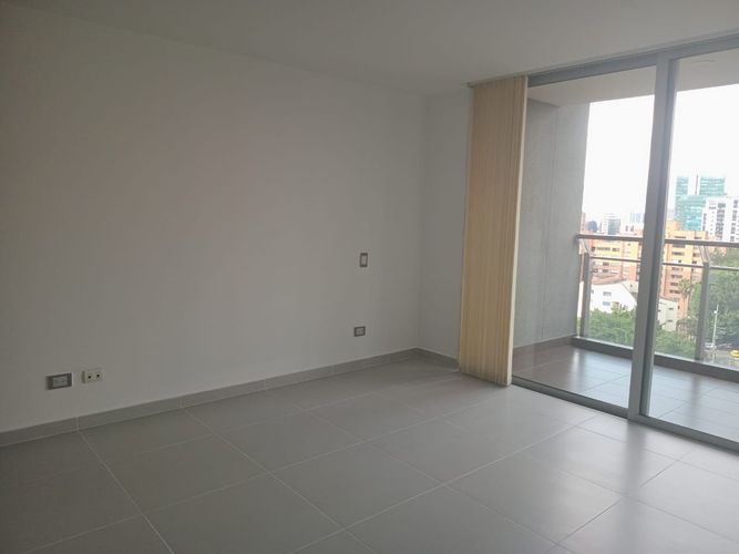 Apartamento de 2 alcobas en arriendo en El Poblado, Medellín, 90 m² · foto 10 de 16