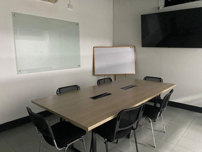 Oficina en arriendo en El Poblado, Medellín, 140 m² · foto 6 de 17