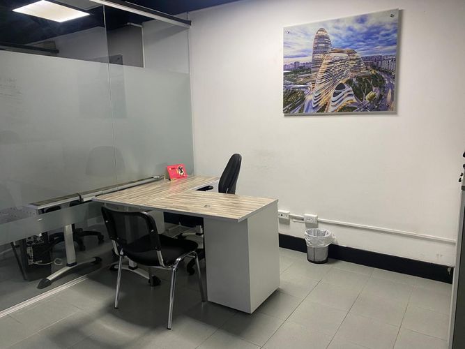 Oficina en arriendo en El Poblado, Medellín, 140 m² · foto 9 de 17