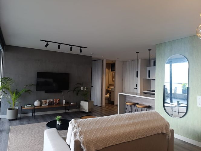 Apartamento de 1 alcoba en arriendo en San Lucas, Medellín, 88 m² · foto 2 de 18