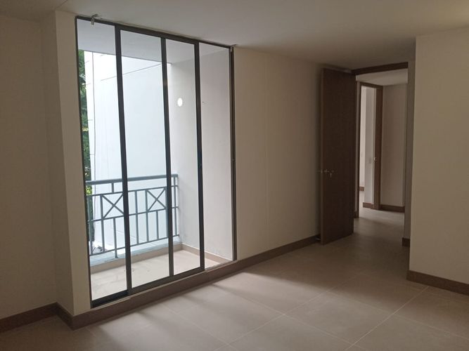 Apartamento de 3 alcobas en arriendo en Los Balsos, Medellín, 125 m² · foto 8 de 17