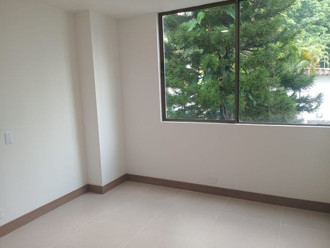 Apartamento de 3 alcobas en arriendo en Los Balsos, Medellín, 125 m² · foto 12 de 17