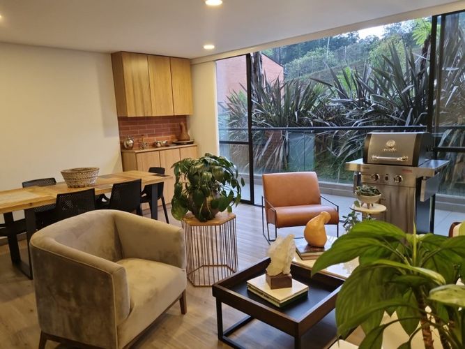 Apartamento de 2 alcobas en venta en Santa Elena, El Retiro, 90 m² · foto 4 de 14