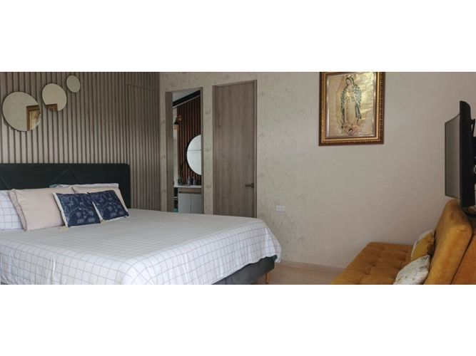 Casa de 4 alcobas en venta en Guarne, 290 m² · foto 14 de 16