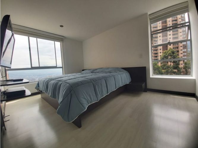 Apartamento de 3 alcobas en arriendo en Loma De Las Brujas, Envigado, 122 m² · foto 7 de 14