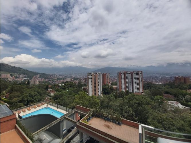 Apartamento de 3 alcobas en arriendo en Loma De Las Brujas, Envigado, 122 m² · foto 10 de 14