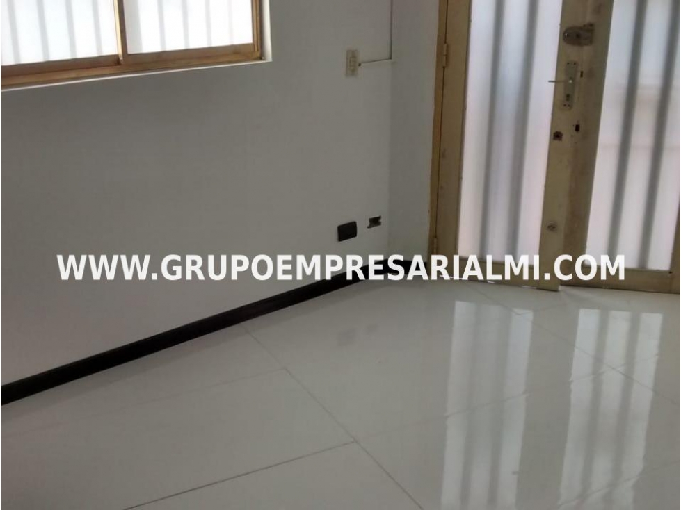 Apartaestudio en venta en Laureles, Medellín 4